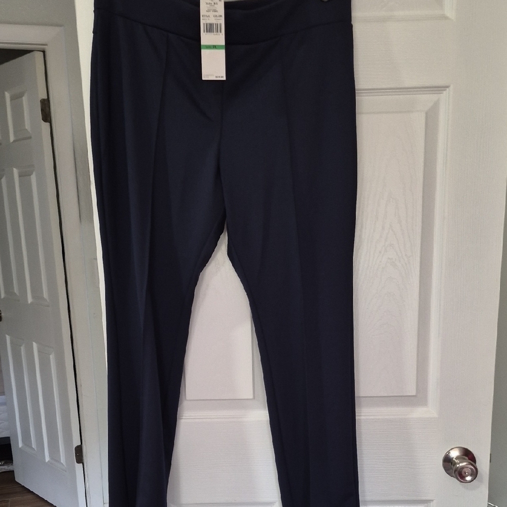 NWT Petite Large Solid Scuba Knit Pleated Pull On Dark Navy Pants